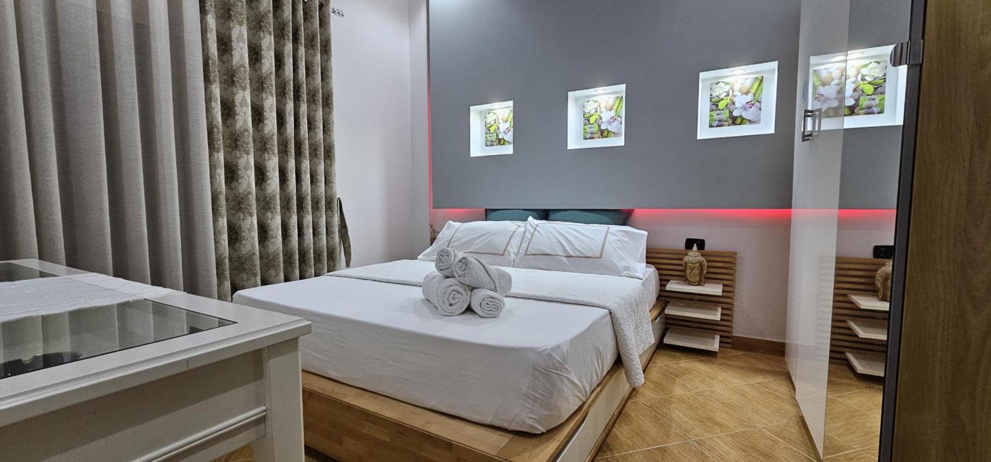 Alpha Seaside Apartment Sarande Ngoại thất bức ảnh