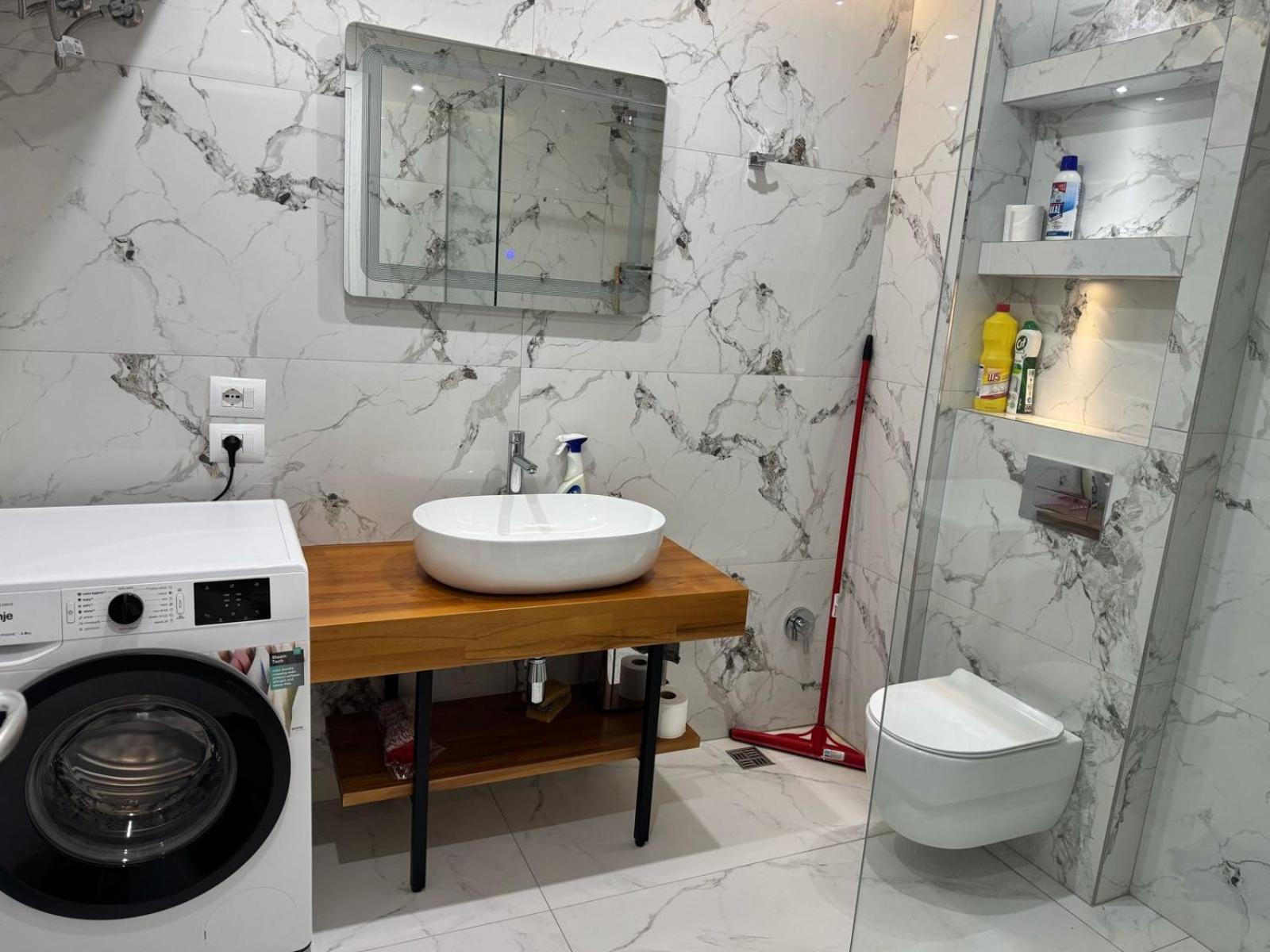 Alpha Seaside Apartment Sarande Ngoại thất bức ảnh