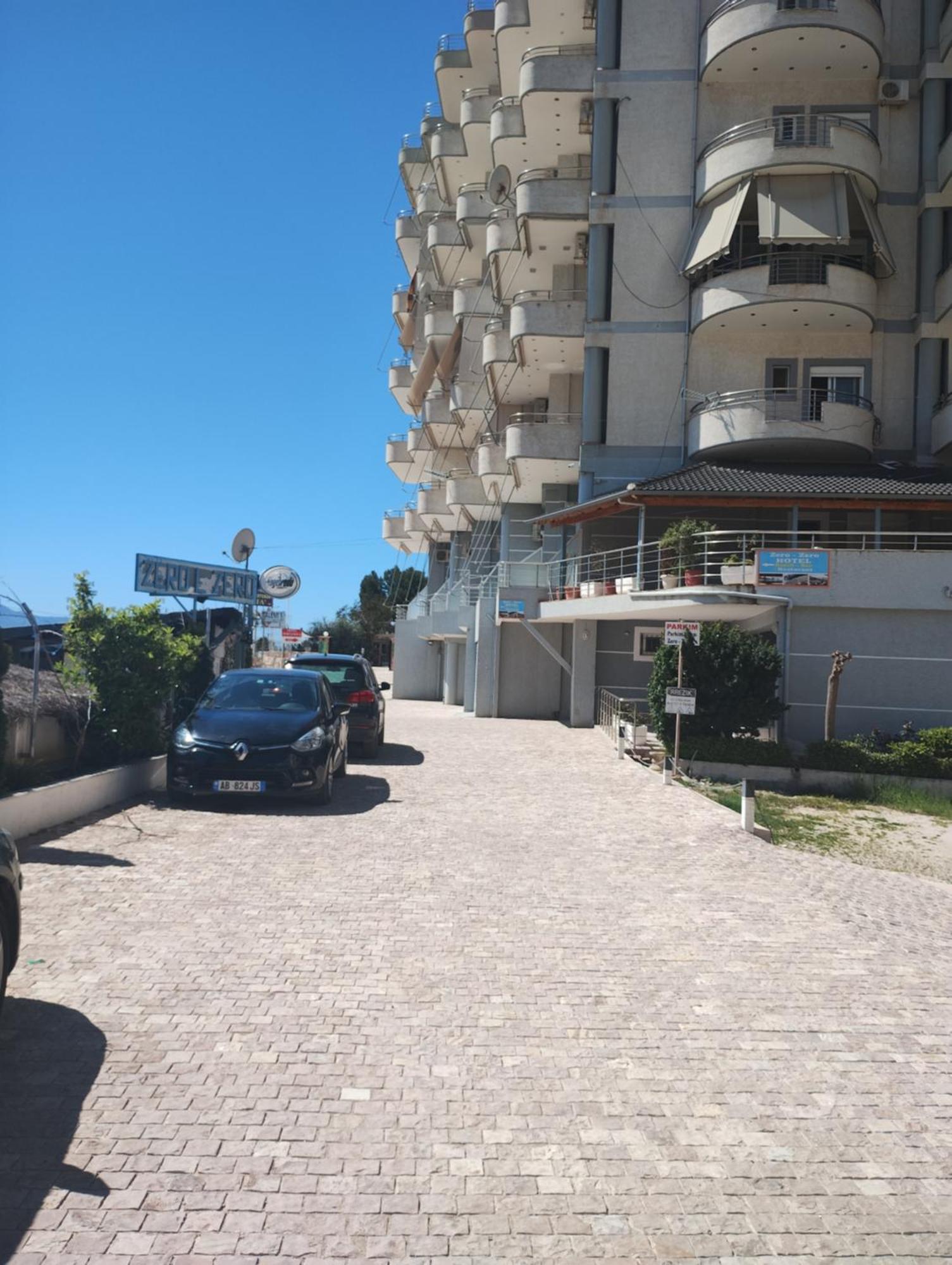 Alpha Seaside Apartment Sarande Ngoại thất bức ảnh
