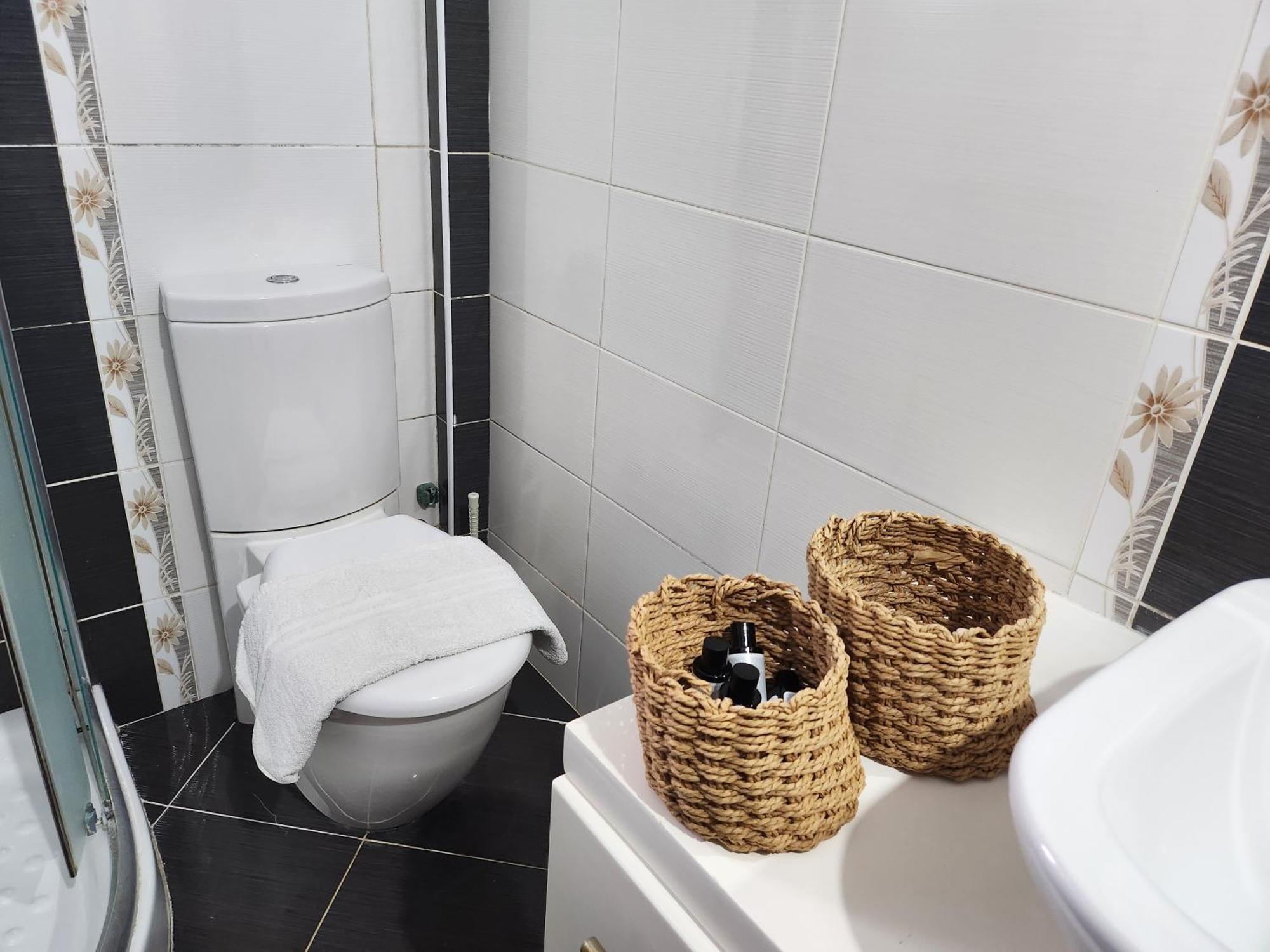 Alpha Seaside Apartment Sarande Ngoại thất bức ảnh