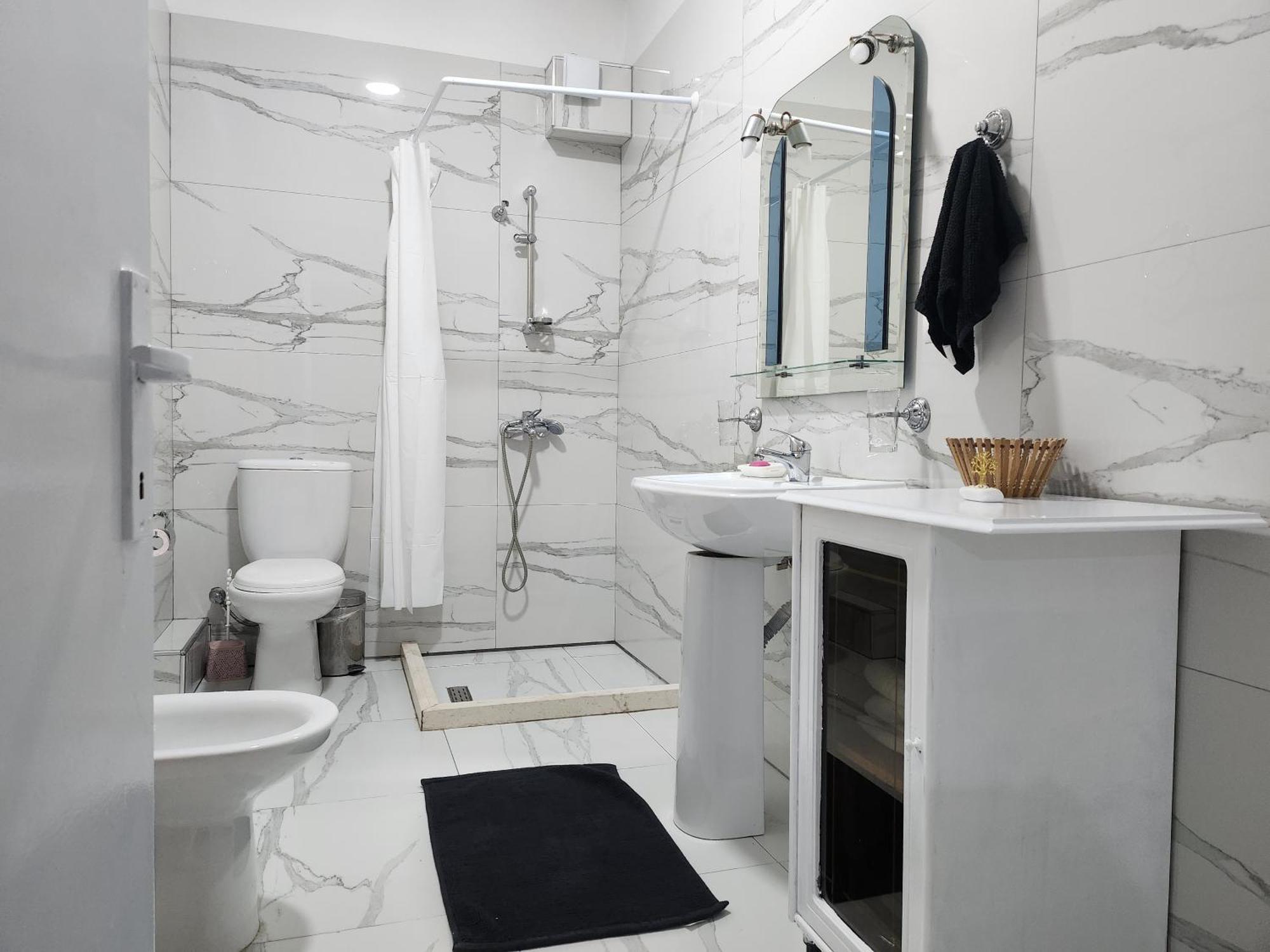 Alpha Seaside Apartment Sarande Ngoại thất bức ảnh